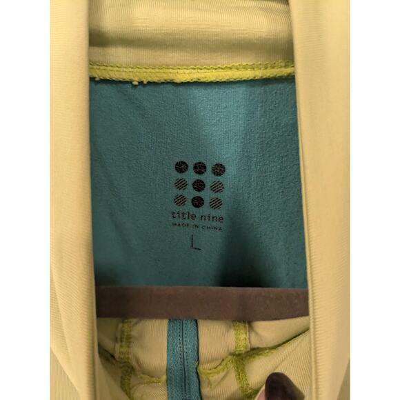 TITLE NINE Women's Size Large 1/2 Zip Pullover Running Activewear Yellow Blue - Picture 5 of 8
